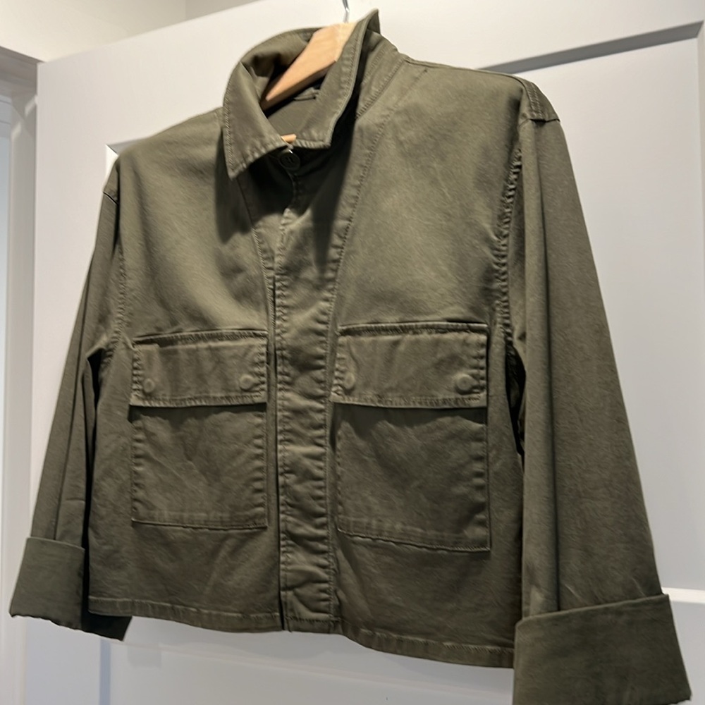 Express Cropped Front Pocket Button Down Jacket I… - image 7